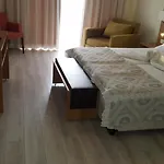 بيغونفيل فندق 3*
