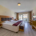 فندق بيغونفيل 3*