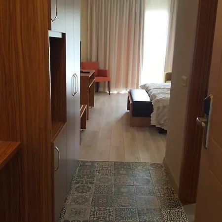 Begonville (adults Only) מלון מרמריס