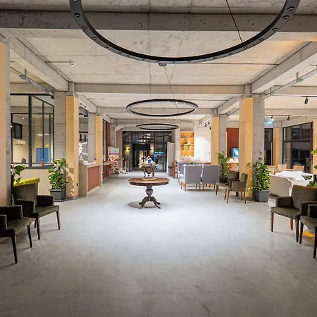 Begonville Hotel