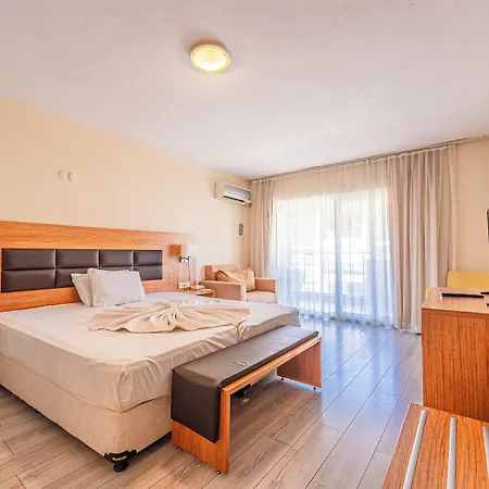 Begonville Hotel 3*